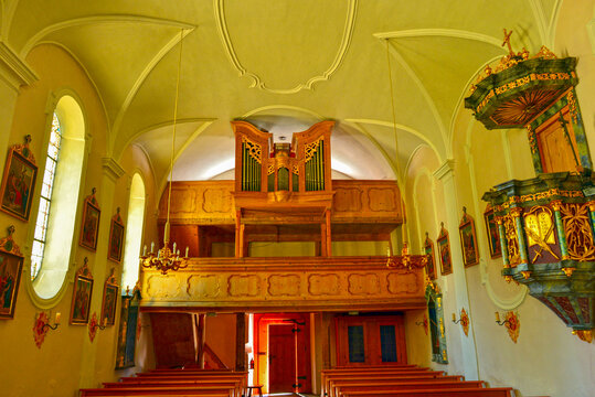 Innenansicht der Wallfahrtskirche Maria Schnee in Bschlabs , Tirol (&Ouml;sterreich)