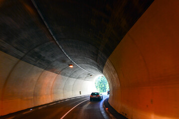 Rohrbr&uuml;cke (Tunnel) Gro&szlig;er Gr&ouml;ben auf der Bschlaber Landesstra&szlig;e in Tirol (Richtung Lechtal)