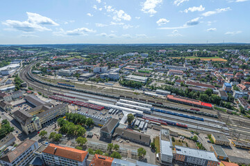 Ausblick auf Ansbach, Bezirkshauptstadt von Mittelfranken, im Sommer