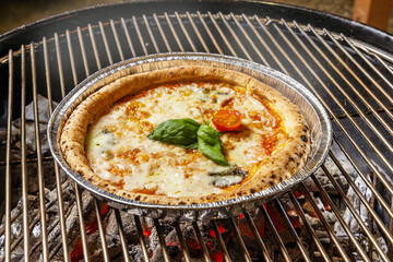 アウトドアでイタリアン　Cooking Italian food outdoors 