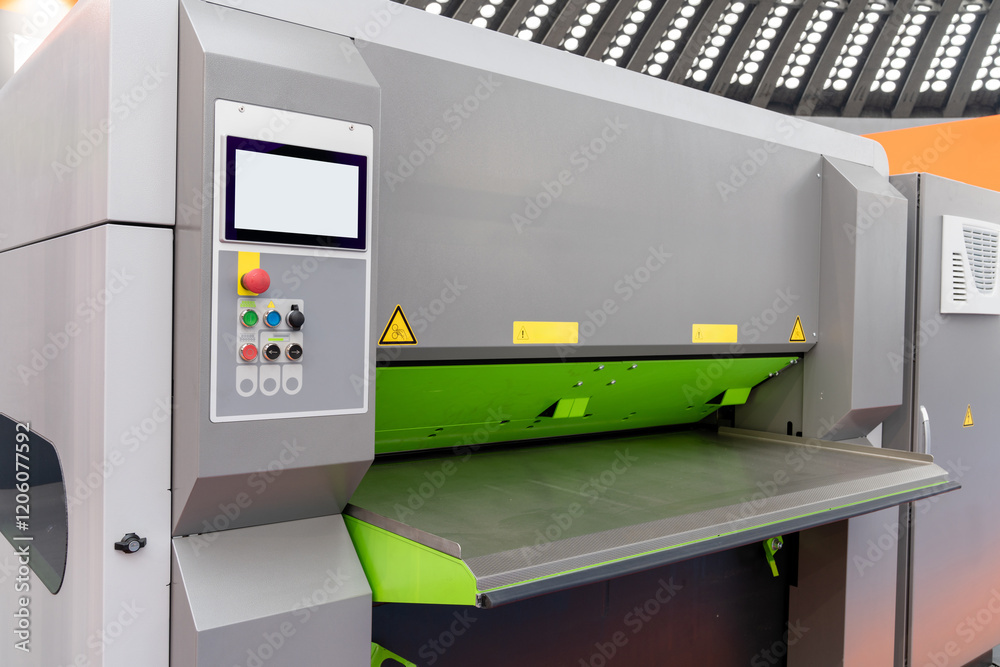 Leinwandbilder cnc mashine. motorized maneuverable tool is controlled by a computer. smart factory.