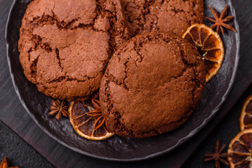 Sweet round crispy chocolate chip cookies