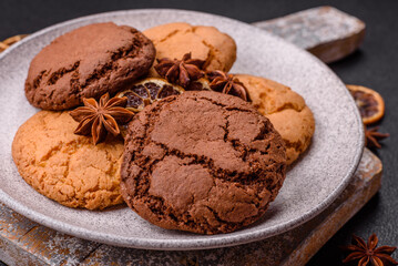 Sweet round crispy chocolate chip cookies