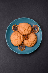 Sweet round crispy lemon cookies