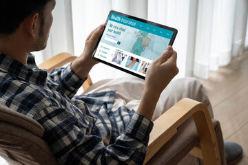 Health insurance web site modish registration system for easy form filling