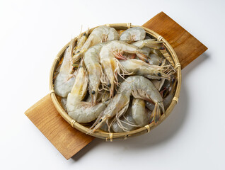 날것,대하,대나무,소쿠리,나무도마,한국 © JinChang