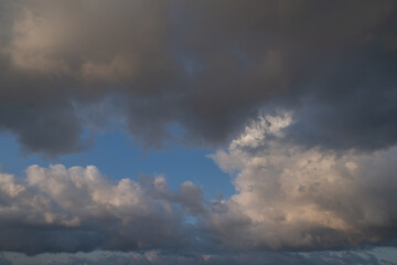 オレンジ色に染まる綺麗な空