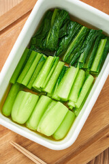 シンプルで健康的な小松菜のお浸し – 和食の定番副菜