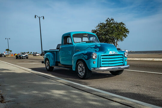 1953 GMC 5 Window Pickup Truck