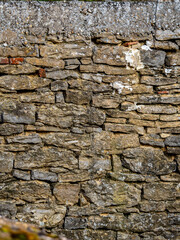 Marodes Mauerwerk am Altbau