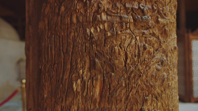 Wooden columns in Uzbekistan, Uzbek columns, carved wooden columns