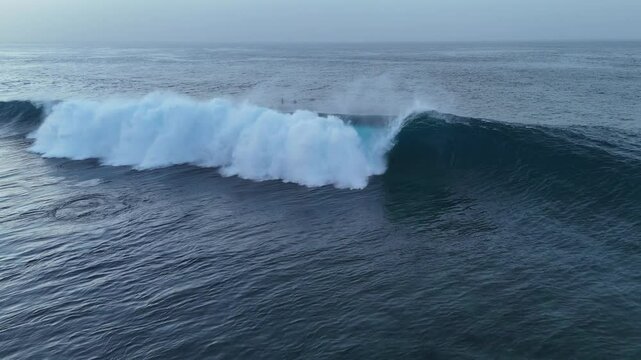 Ola del Quemao en Lanzarote: Surf y Bodyboard al Atardecer con Calima