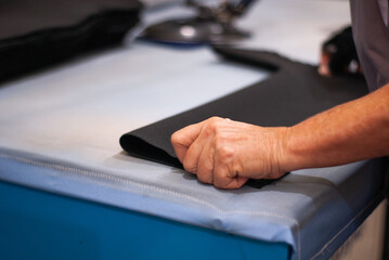 Hand stretching fabric – textile elasticity and texture
