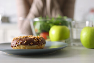 Measuring your Waist Size for Achieving Fitness Goals in a Home Kitchen Environment