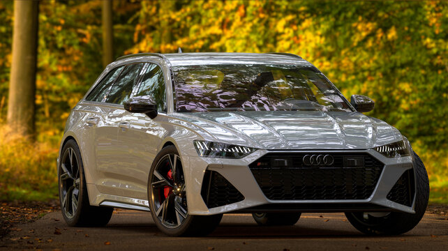 Audi RS6 Avant on the autumn road