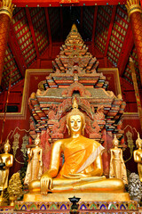 Fototapeta premium Wat Chiang Man Lanna Style Thai Temple Chiang Mai