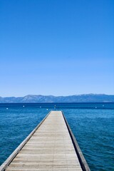 Obraz premium Endless dock over the lake