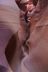 Der enge Lower Antelope Canyon © Jürgen Reitz