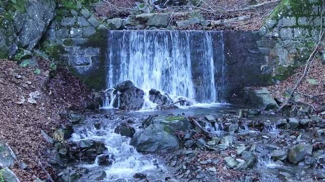 dardagna waterfalls corno alle scale regional park lizzano in belvedere bologna northern apennines