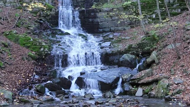 dardagna waterfalls corno alle scale regional park lizzano in belvedere bologna northern apennines