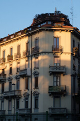 Obraz premium Historic residential building along via Corleone in Milan, italy