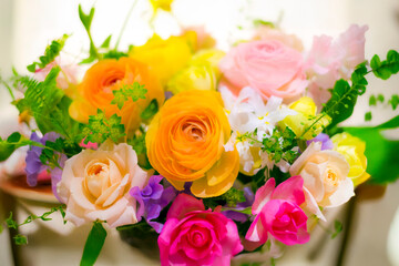 色とりどりの花束