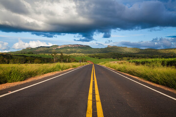 road to the mountains