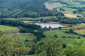 Naklejka premium Teggs Nose, Ridgegate Reservoir, Trentabank Reservoir Circular, Peak District National Park, England, UK