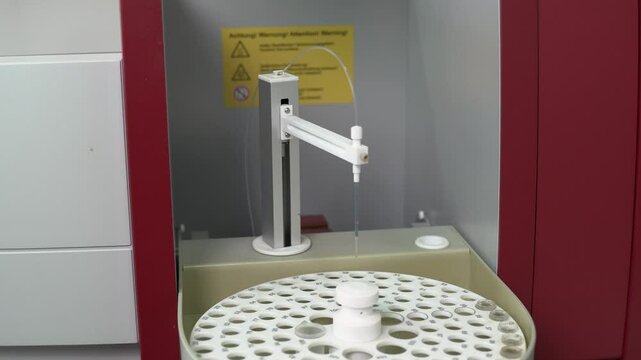 CuttingEdge Modern Laboratory Equipment Designed for Precision Testing and Analysis