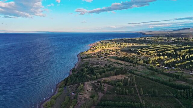 The endless waters and forests of Los Antiguos.From the deep green of the forests and fields to the azure blue of the lake and sky, Los Antiguos is a feast for the eyes.