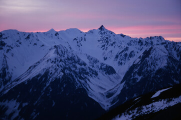 Fototapeta premium 夕焼けと槍ヶ岳