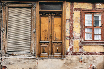 Renovierungsbedürftige Fachwerkfassade im Harz, Quedlinburg in Sachsen-Anhalt