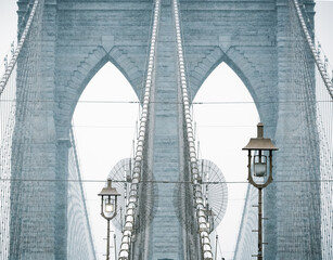 Fototapeta premium arch of Brooklyn Bridge, New York