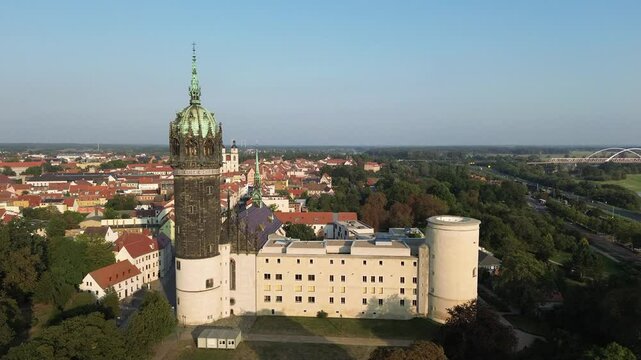 Wittenberg - monumentaler Blick zu den kirchen