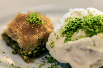 baklava and mussel