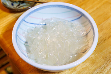 眼の前の中木の海で採られた天草から作られたトコロテン。
とても美味しい。
南伊豆の民宿の美味しい朝ごはん。

静岡県伊豆半島賀茂郡南伊豆町中木ヒリゾ浜2024年
