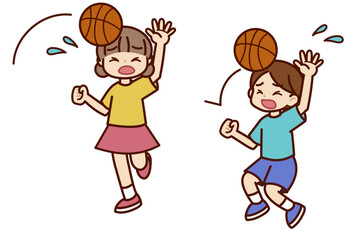 バスケットボールをする男の子と女の子
