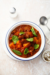 Beef goulash with pumpkin