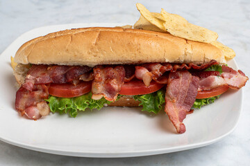 bacon , l;ettuce and tomato sub