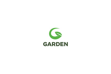 Letter G natural green leaf garden logo