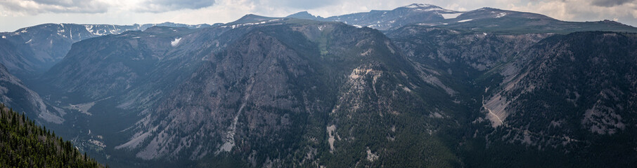 Spectacular Valley Mountain Views on the Beartooth Highway, Wyoming