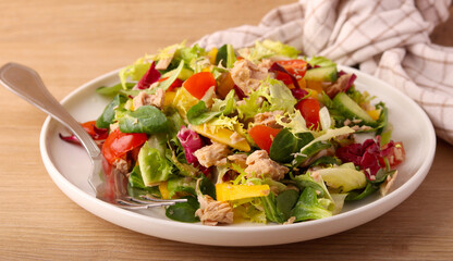 Mixed salad with tuna