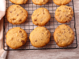 Chocolate chip and walnut cookies