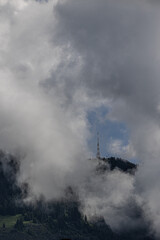 Obraz premium Grünten im Wolkenkleid