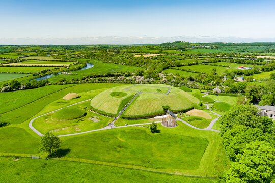Knowth, the largest and most remarkable ancient monument in Ireland. Spectacular prehistoric passage tombs, part of the World Heritage Site of Bru na Boinne, valley of the River Boyne.