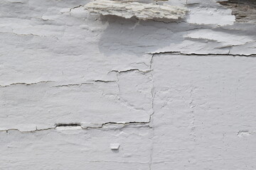 劣化してひび割れた塗装