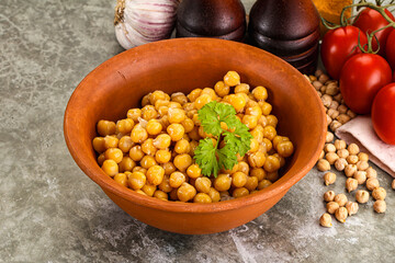 Canned chickpea in the bowl