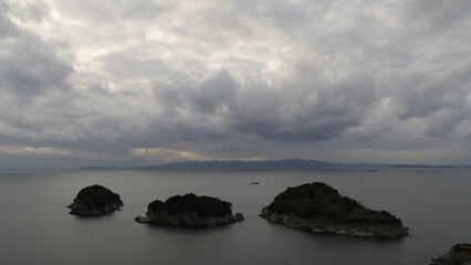 高台から見下ろす海の風景