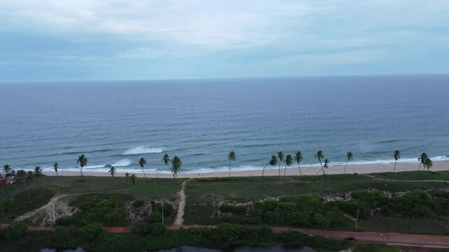 images of the beautiful beaches of arembepe cama&ccedil;ari bahia