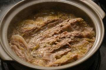 白菜と豚バラのミルフィーユ鍋